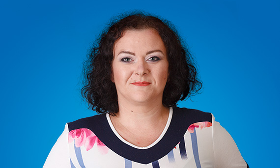 Eliza Wyrwich työskentelee Mega Pol Transin kirjanpito-, laskenta- ja perintäosastolla Piłassa Puolassa ja luottaa maksamattomie